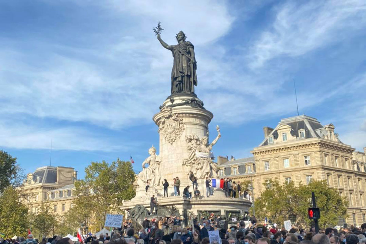 Défendre la liberté d'expression et la laïcité